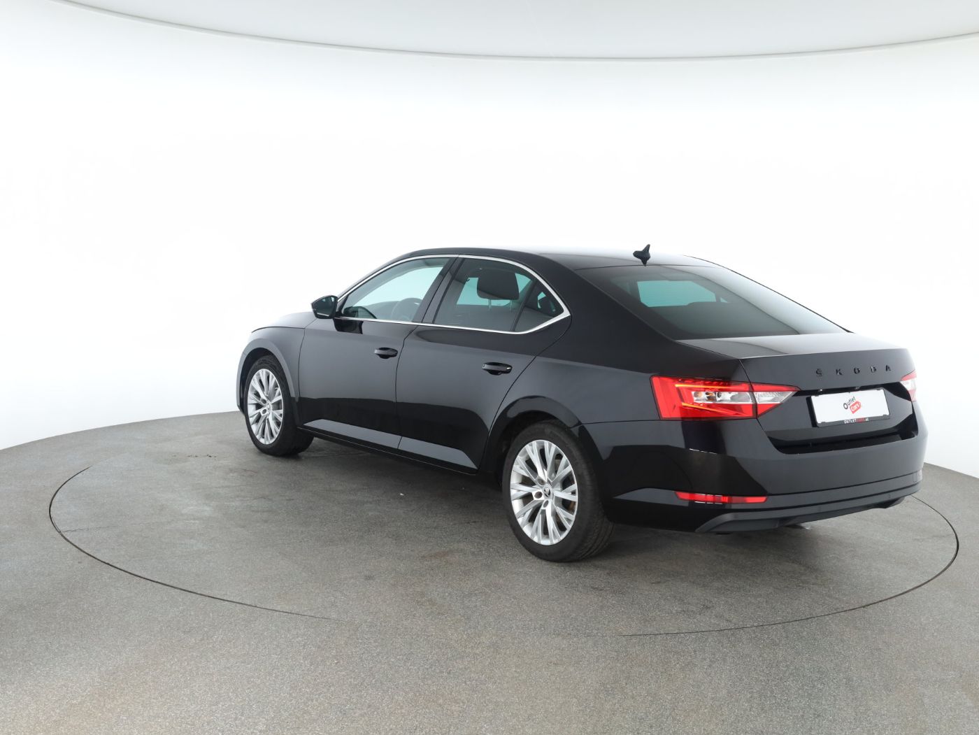 Skoda Superb 2.0 TDI Amb. DSG | Bild 26 von 26