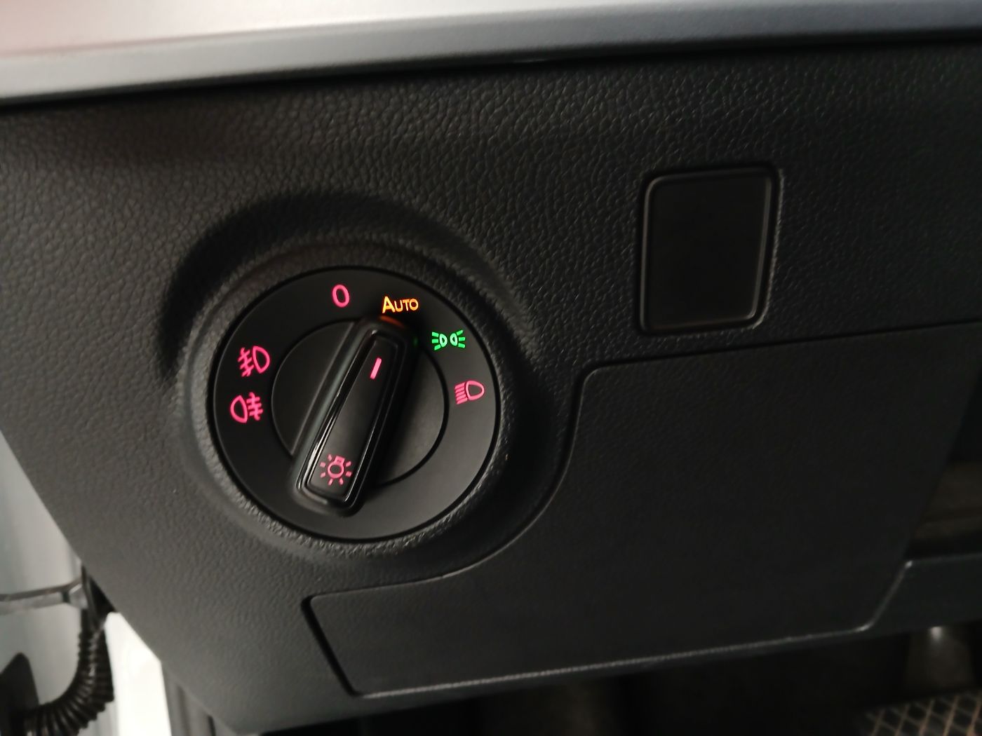 Seat Arona 1.5TSI FR DSG | Bild 13 von 26