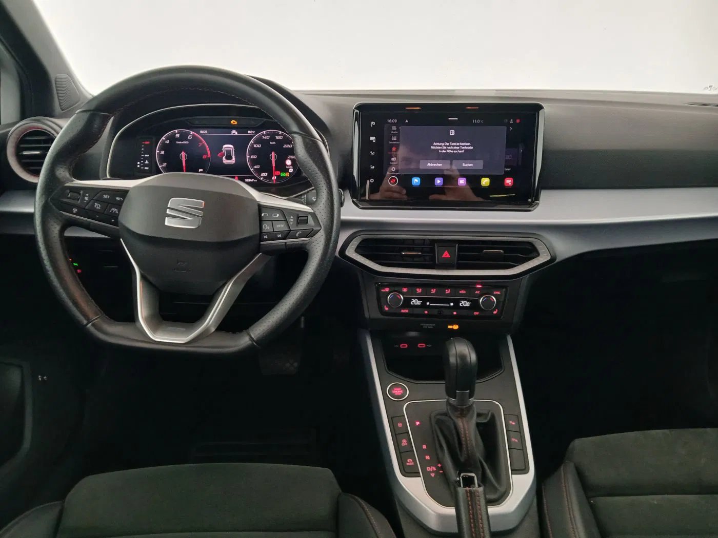 Seat Arona 1.5TSI FR DSG | Bild 15 von 26