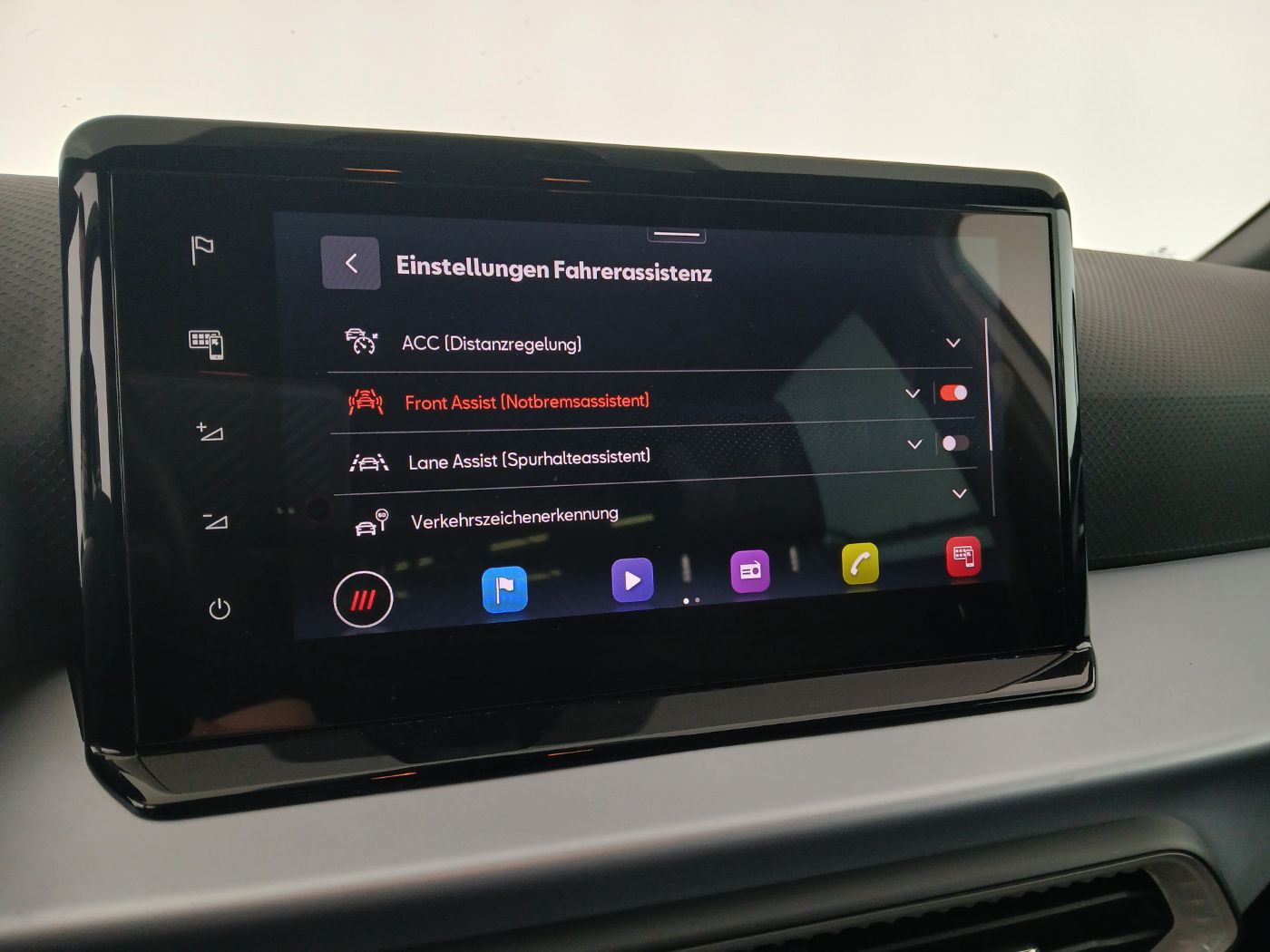 Seat Arona 1.5TSI FR DSG | Bild 21 von 26