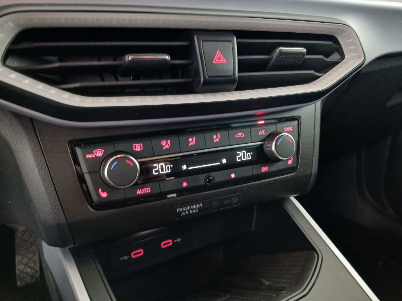 Seat Arona 1.5TSI FR DSG | Bild 23 von 26