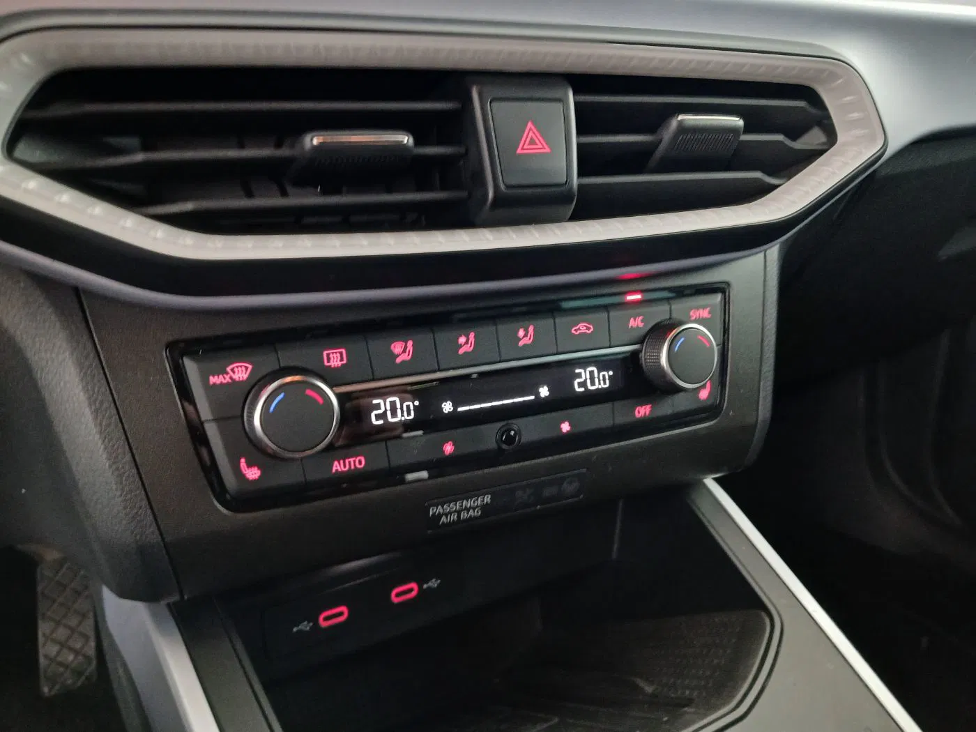 Seat Arona 1.5TSI FR DSG | Bild 23 von 26