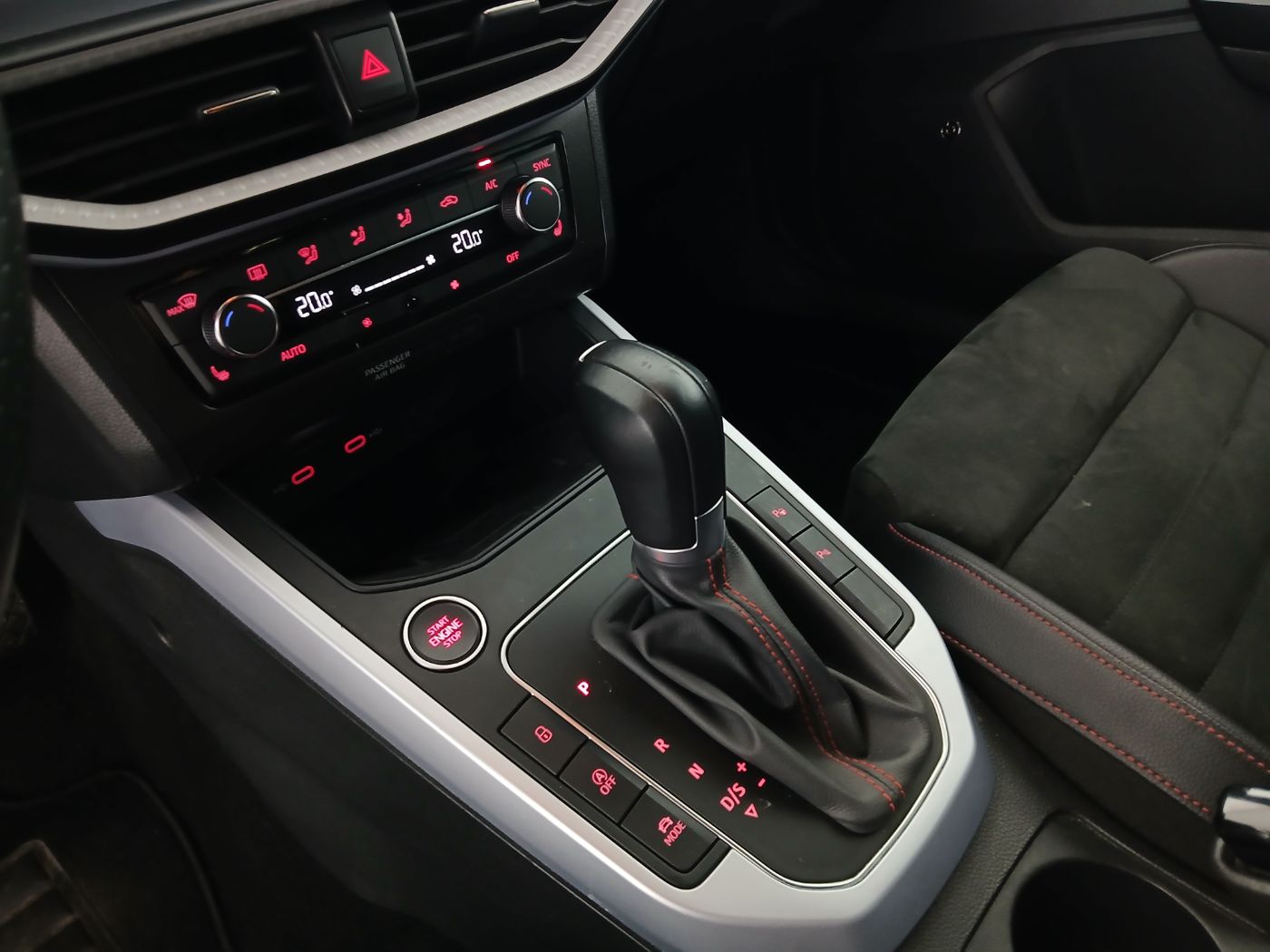 Seat Arona 1.5TSI FR DSG | Bild 24 von 26