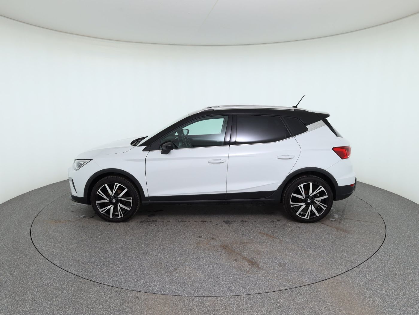 Seat Arona 1.5TSI FR DSG | Bild 9 von 26