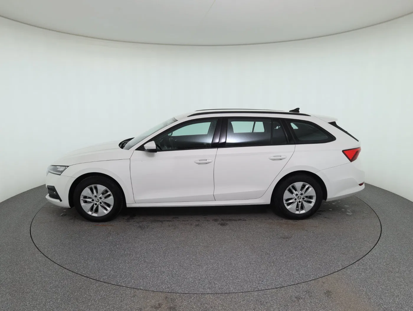 Skoda Octavia Combi 1.0 TSI Ambition | Bild 9 von 28