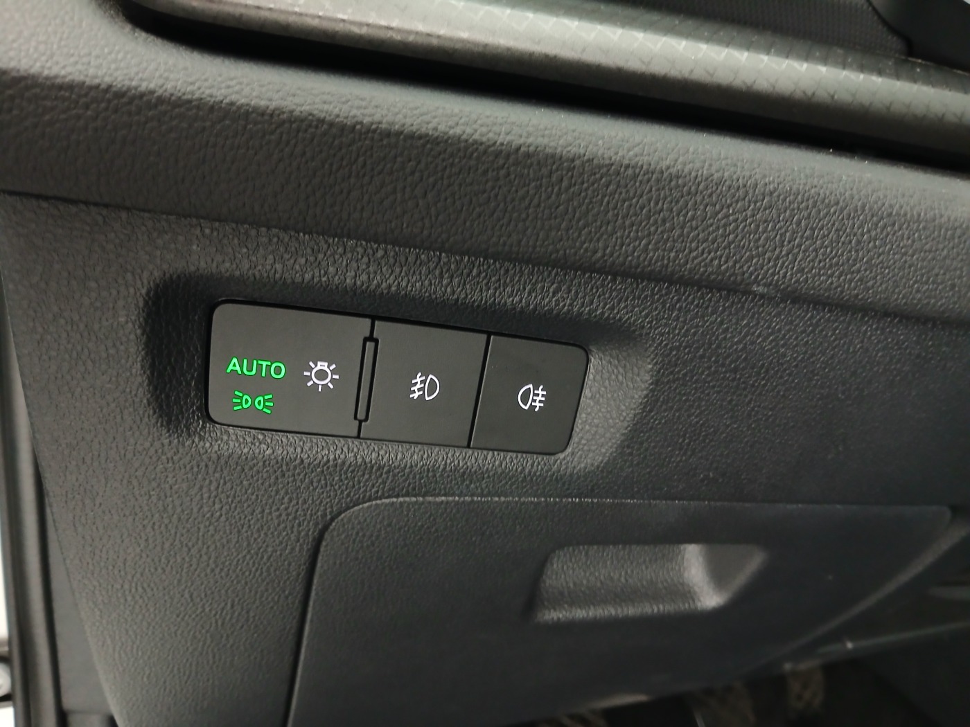 Skoda Octavia Combi 1.0 TSI Ambition | Bild 13 von 28