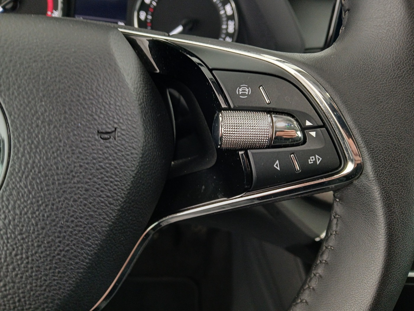 Skoda Octavia Combi 1.0 TSI Ambition | Bild 18 von 28