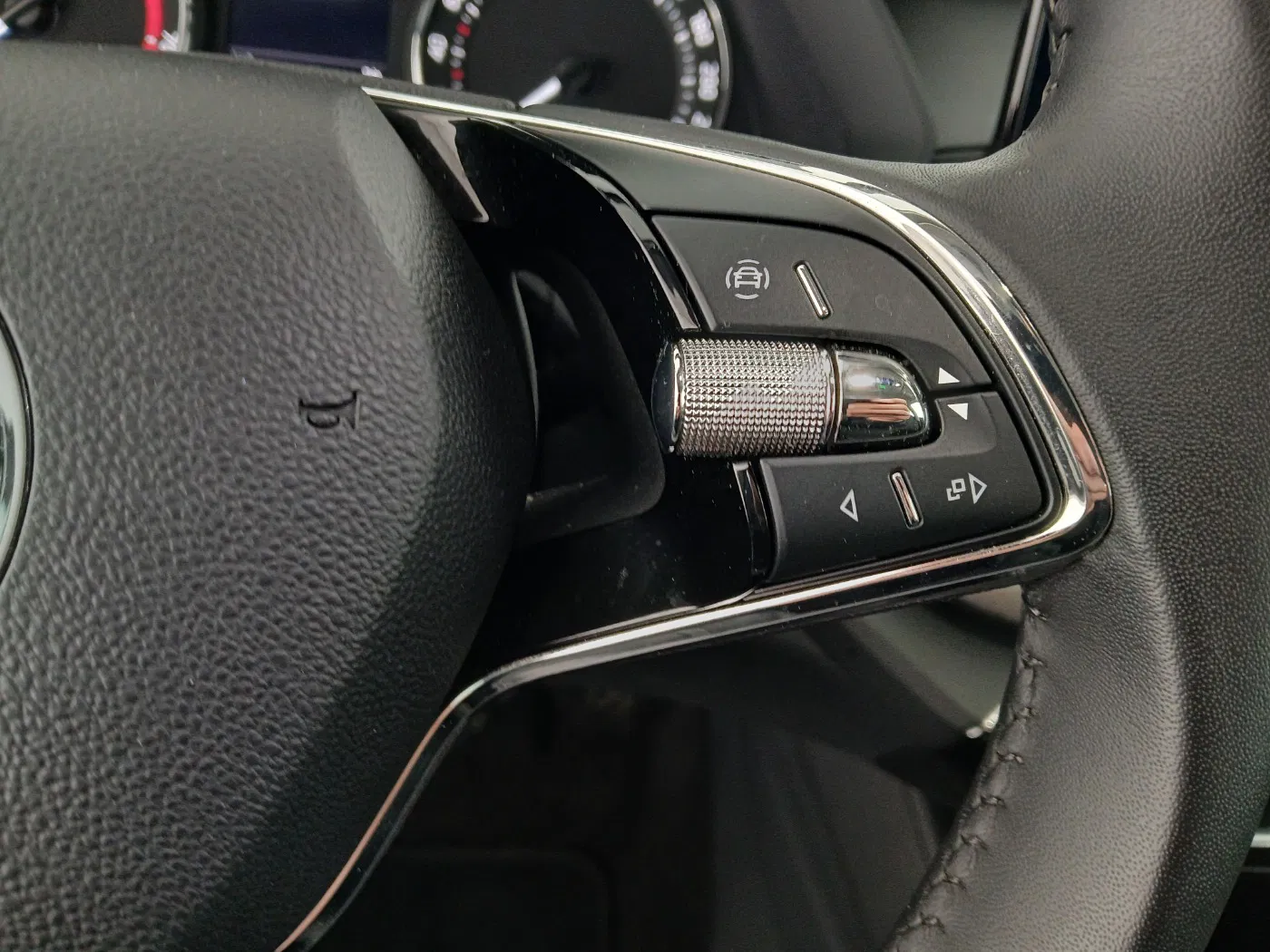 Skoda Octavia Combi 1.0 TSI Ambition | Bild 18 von 28