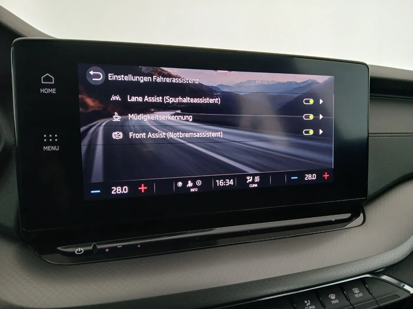 Skoda Octavia Combi 1.0 TSI Ambition | Bild 22 von 28