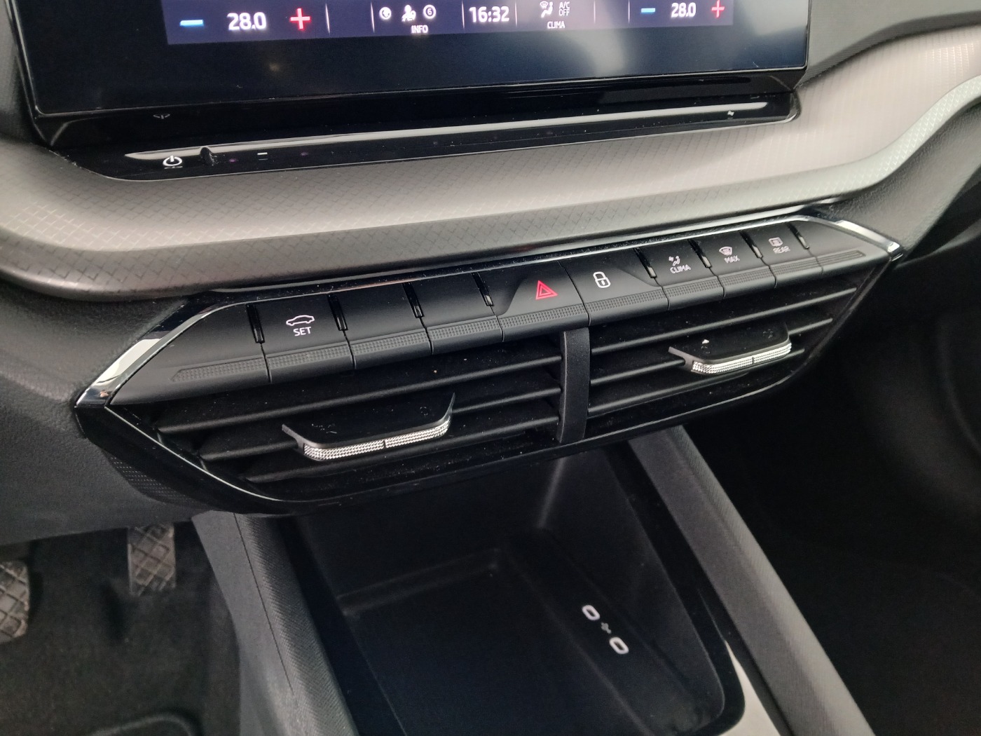 Skoda Octavia Combi 1.0 TSI Ambition | Bild 25 von 28