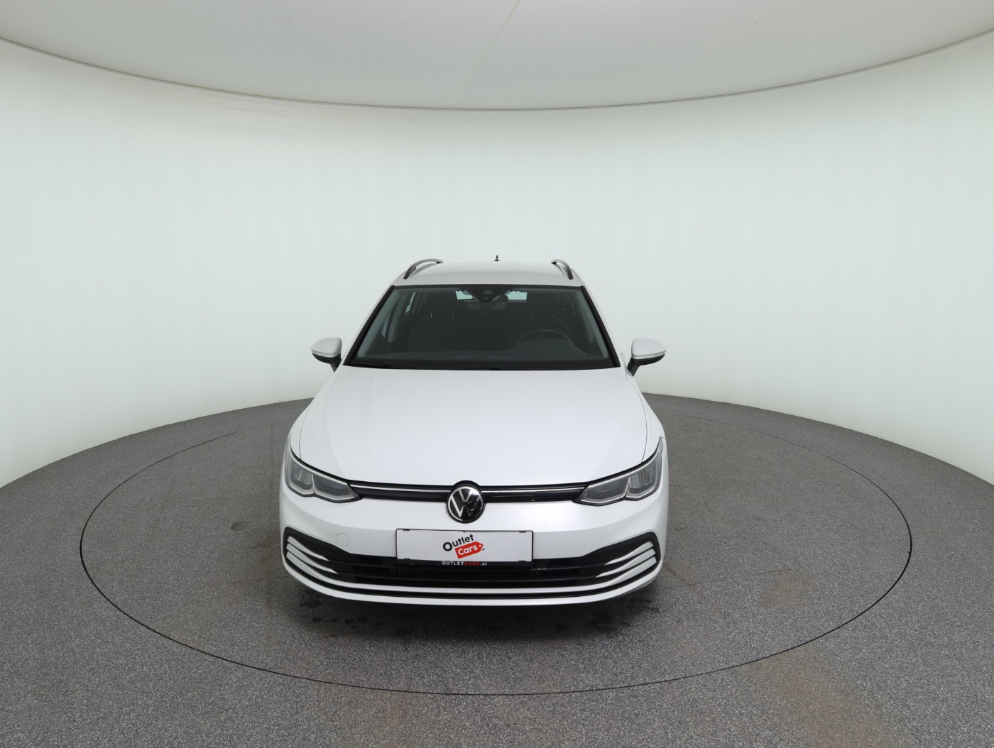 VW Golf VIII Variant 1.0 eTSI Life | Bild 3 von 26