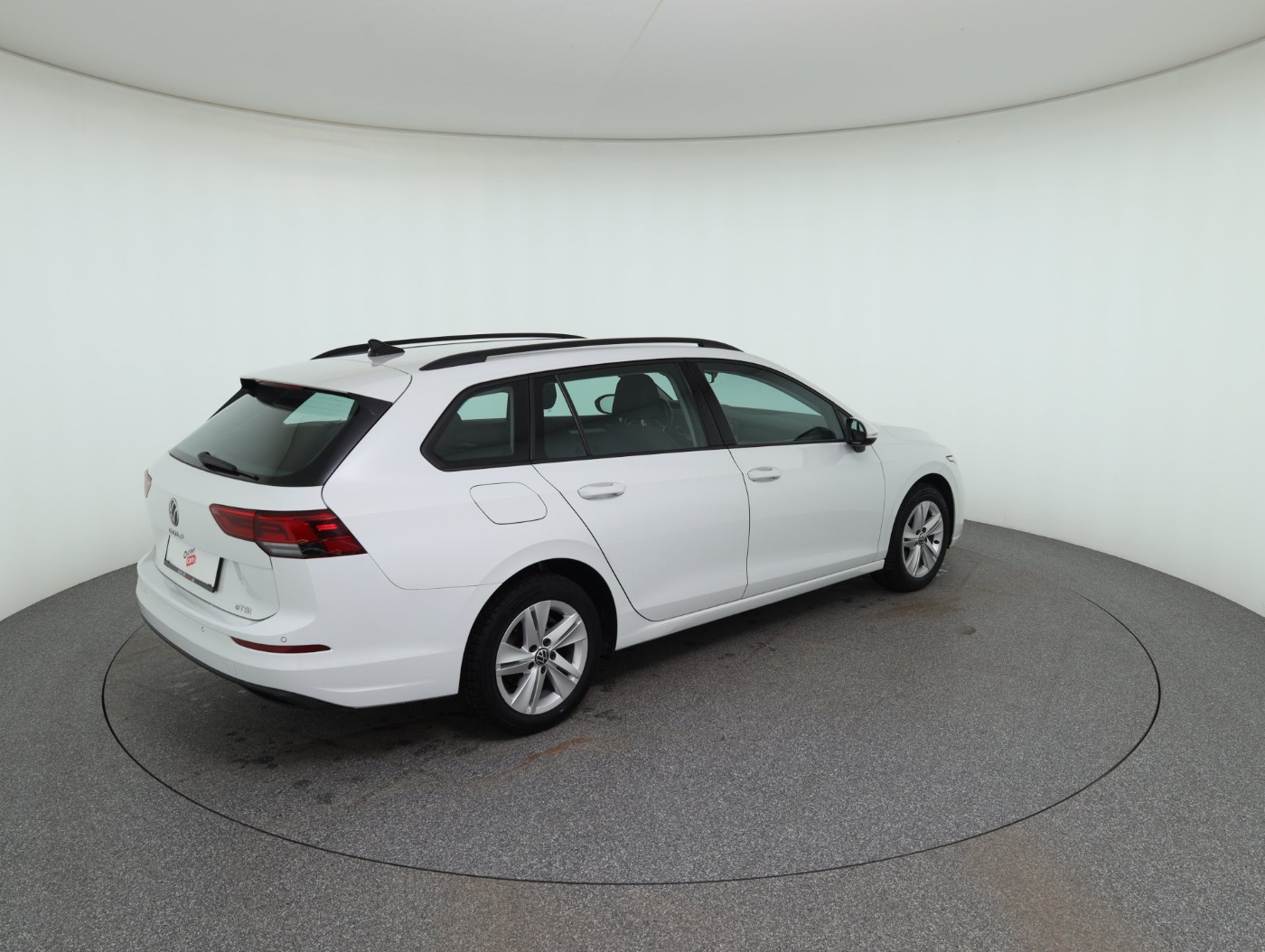 VW Golf VIII Variant 1.0 eTSI Life | Bild 6 von 26