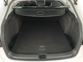 VW Golf VIII Variant 1.0 eTSI Life | Thumbnail 26 von 26