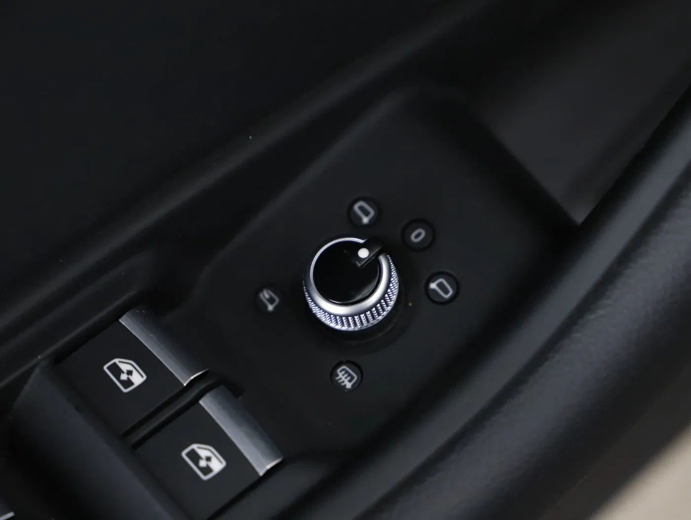 Audi A4 Avant TDI S-Line Aut | Bild 9 von 26