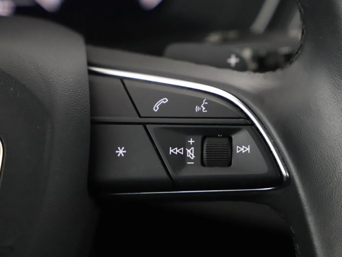 Audi A4 Avant TDI S-Line Aut | Bild 16 von 26