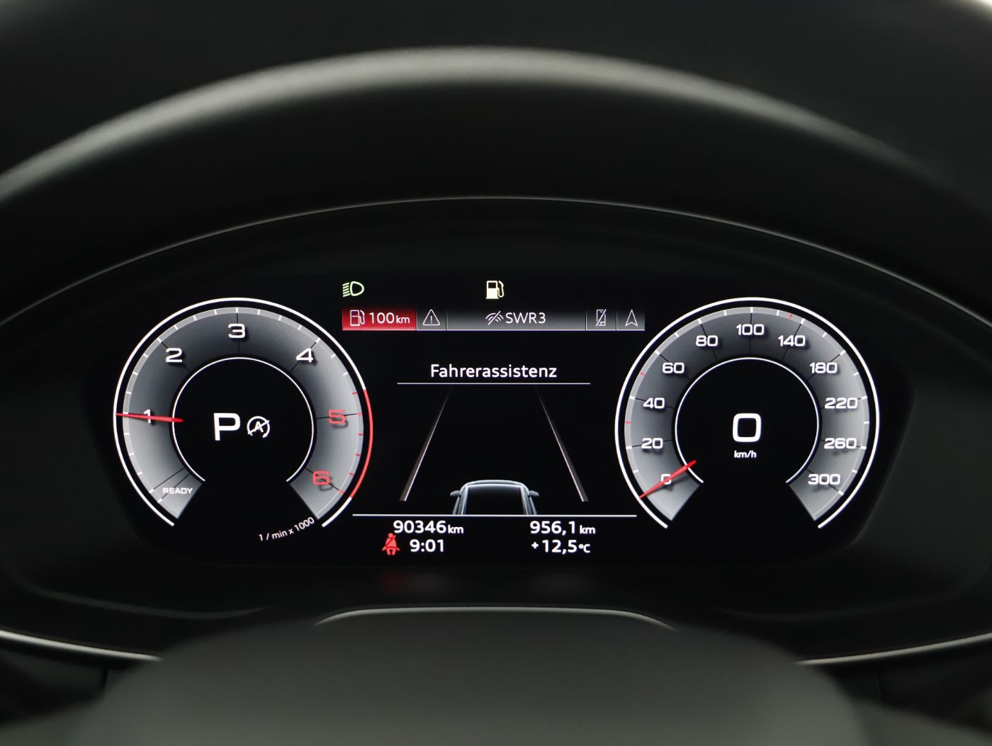 Audi A4 Avant TDI S-Line Aut | Bild 18 von 26