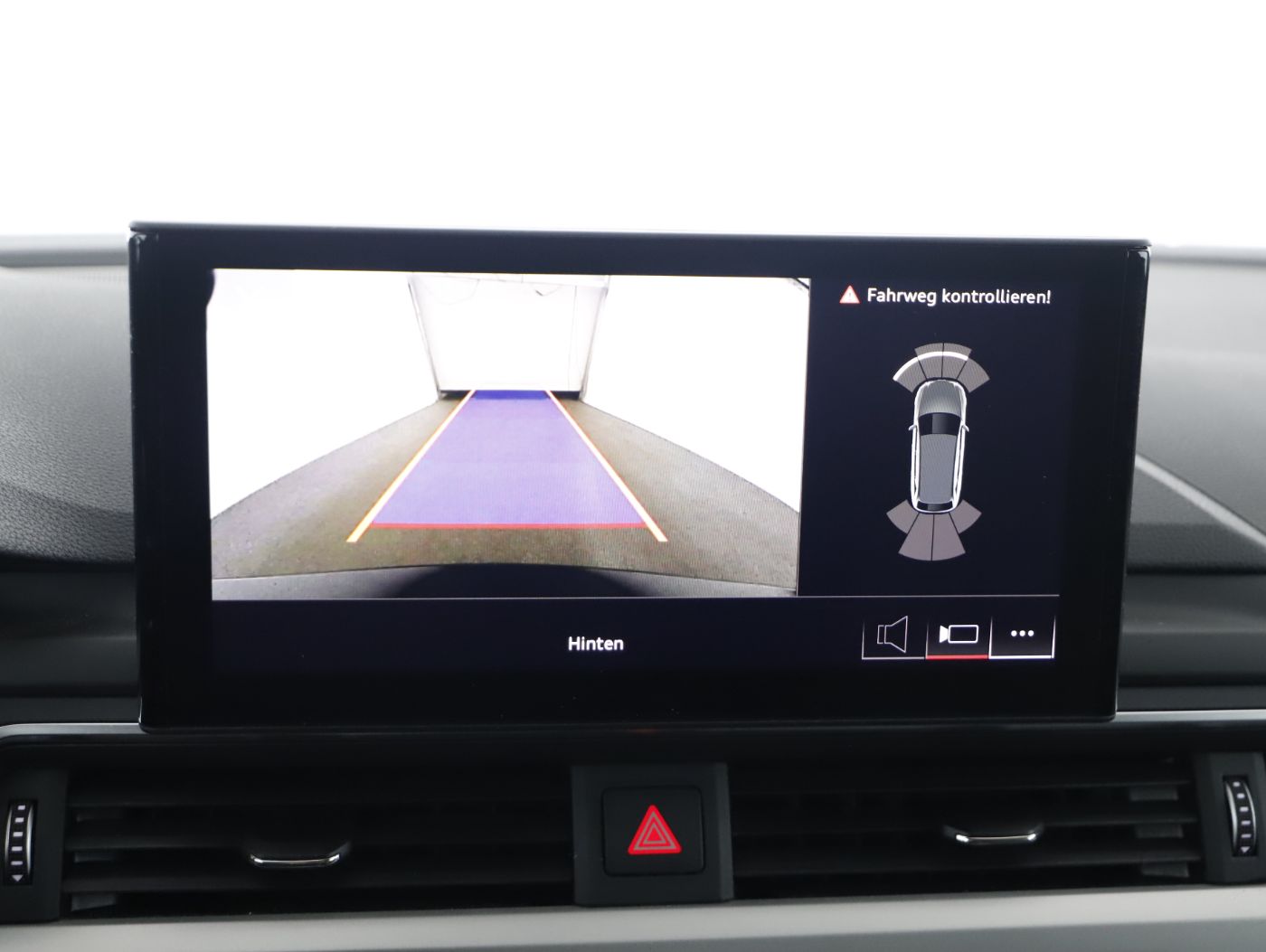 Audi A4 Avant TDI S-Line Aut | Bild 21 von 26