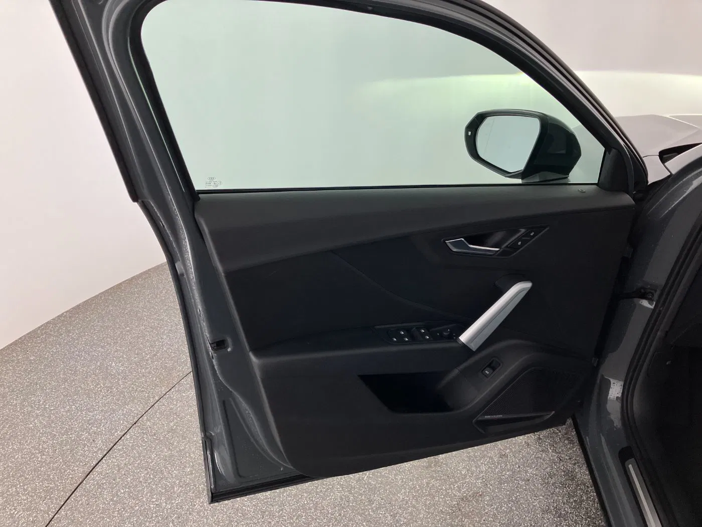 Audi Q2 30 TDI design Aut. | Bild 4 von 28