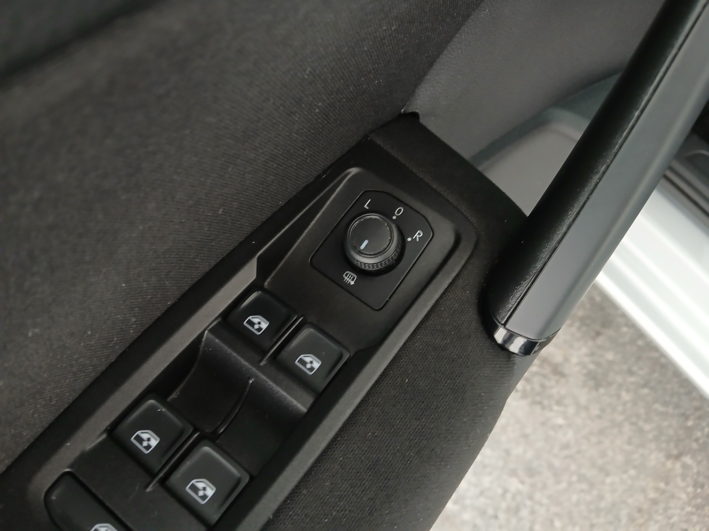 VW Touran 2.0 TDI BMT | Bild 12 von 25