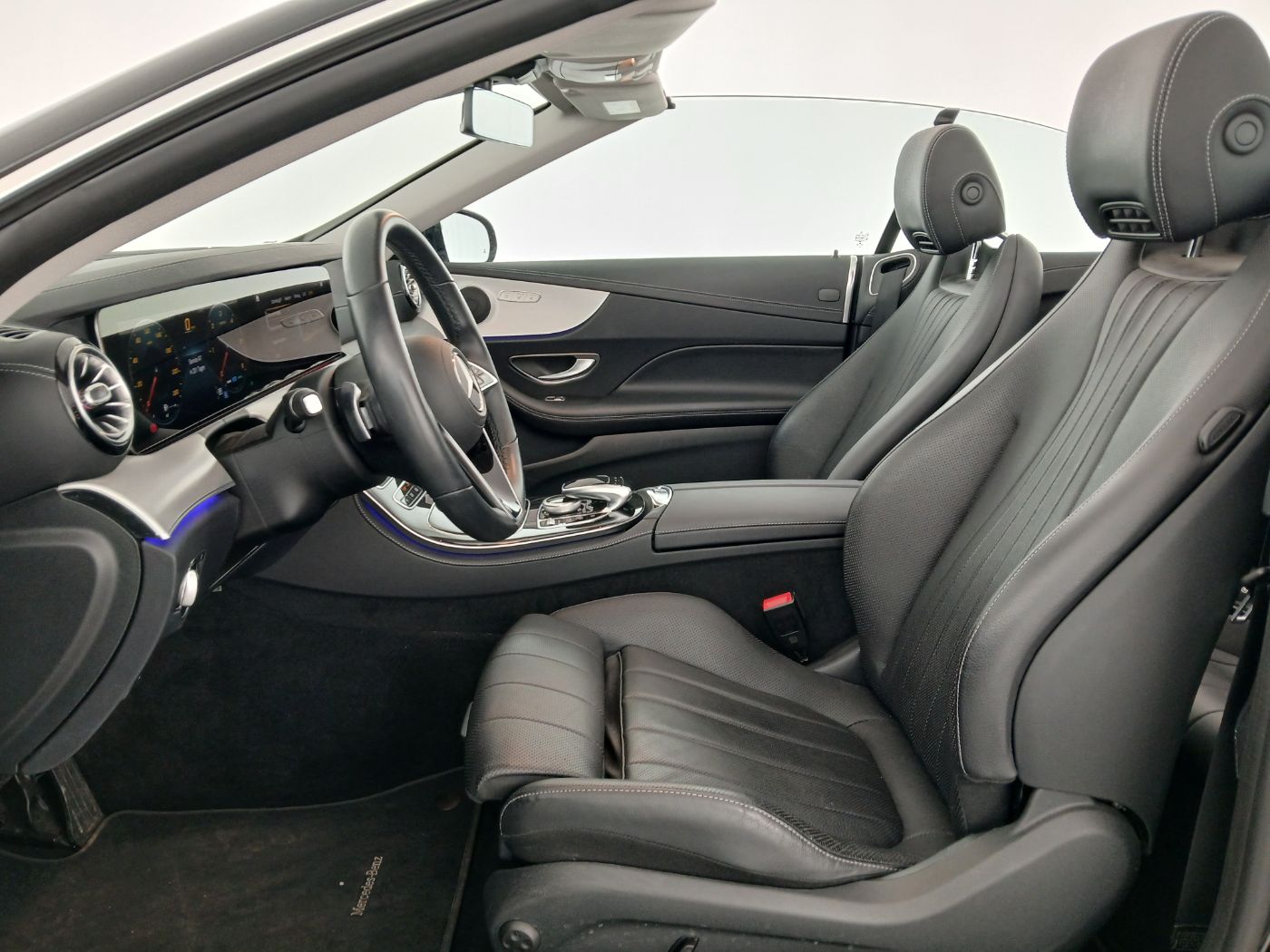 Mercedes-Benz E 300d 4Matic Avantgarde Aut. | Bild 15 von 25