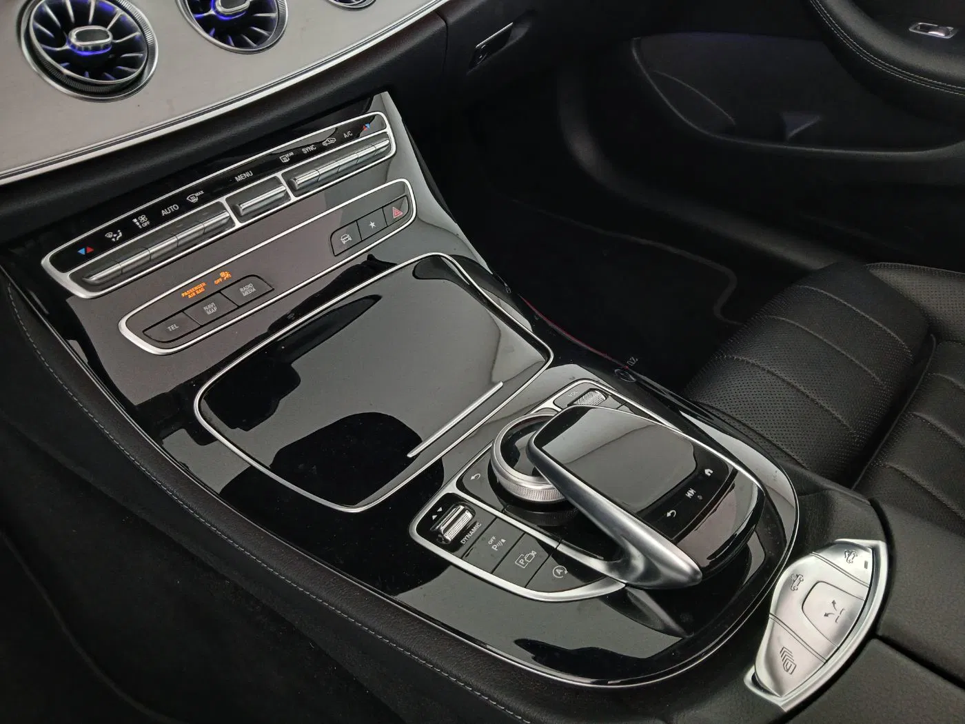 Mercedes-Benz E 300d 4Matic Avantgarde Aut. | Bild 23 von 25