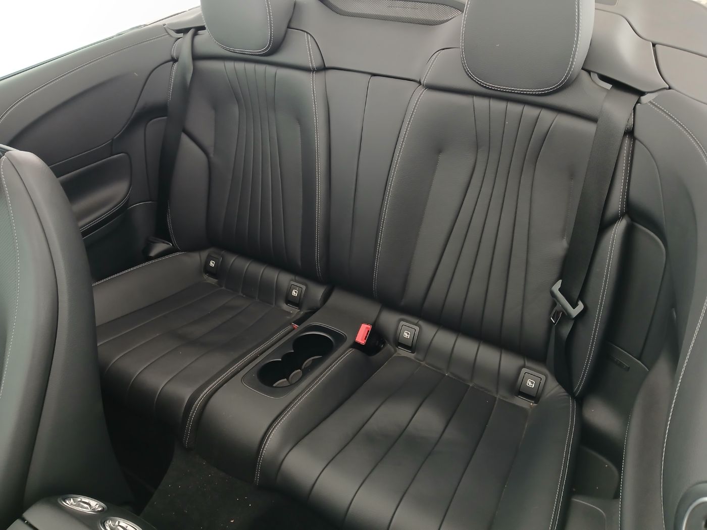 Mercedes-Benz E 300d 4Matic Avantgarde Aut. | Bild 24 von 25