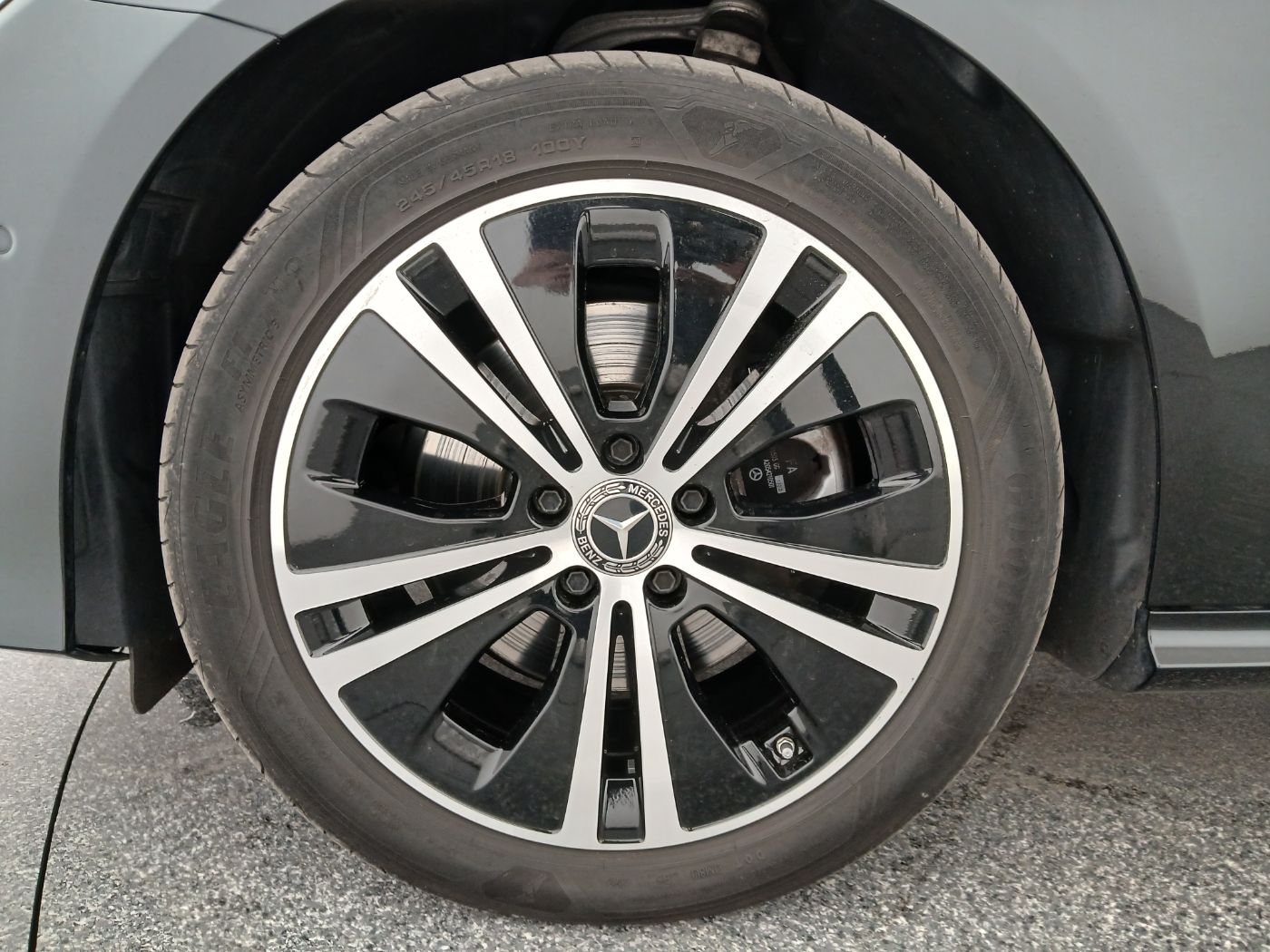 Mercedes-Benz E 300d 4Matic Avantgarde Aut. | Bild 10 von 25