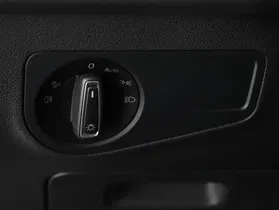 VW Tiguan 2.0 TDI R-Line DSG | Thumbnail 20 von 24