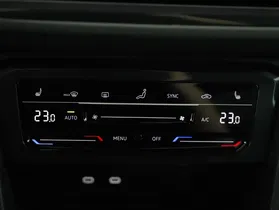 VW Tiguan 2.0 TDI R-Line DSG | Thumbnail 16 von 24