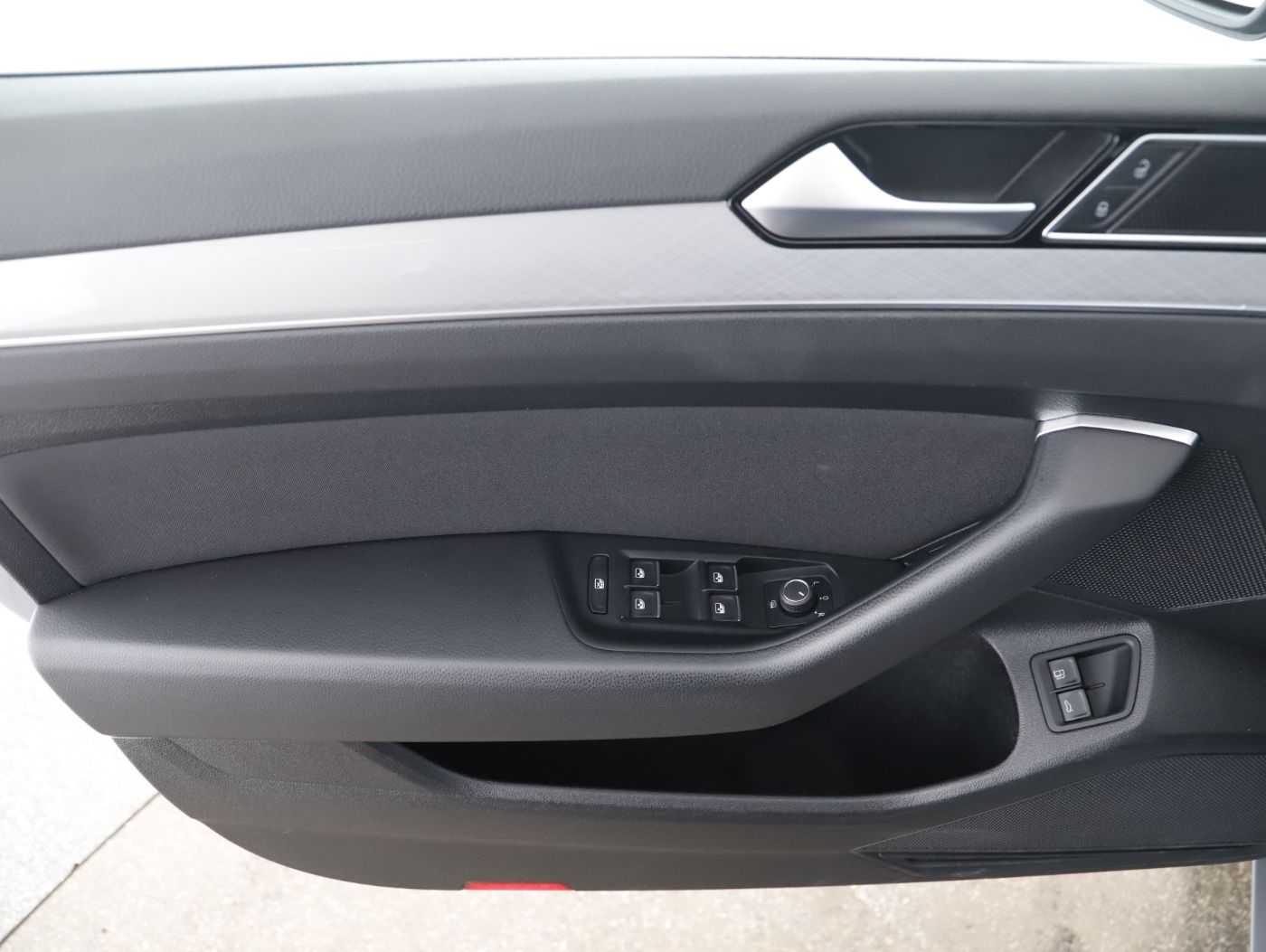 VW Passat Variant 1.4 TSI GTE DSG | Bild 9 von 24