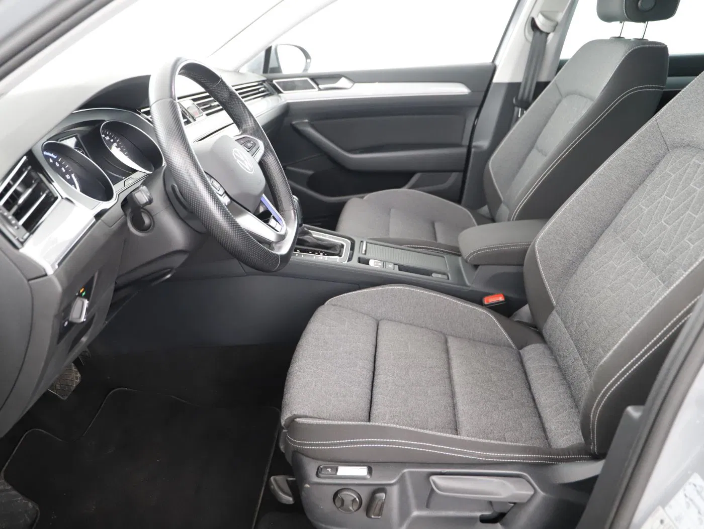 VW Passat Variant 1.4 TSI GTE DSG | Bild 11 von 24