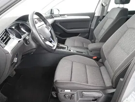 VW Passat Variant 1.4 TSI GTE DSG | Thumbnail 11 von 24