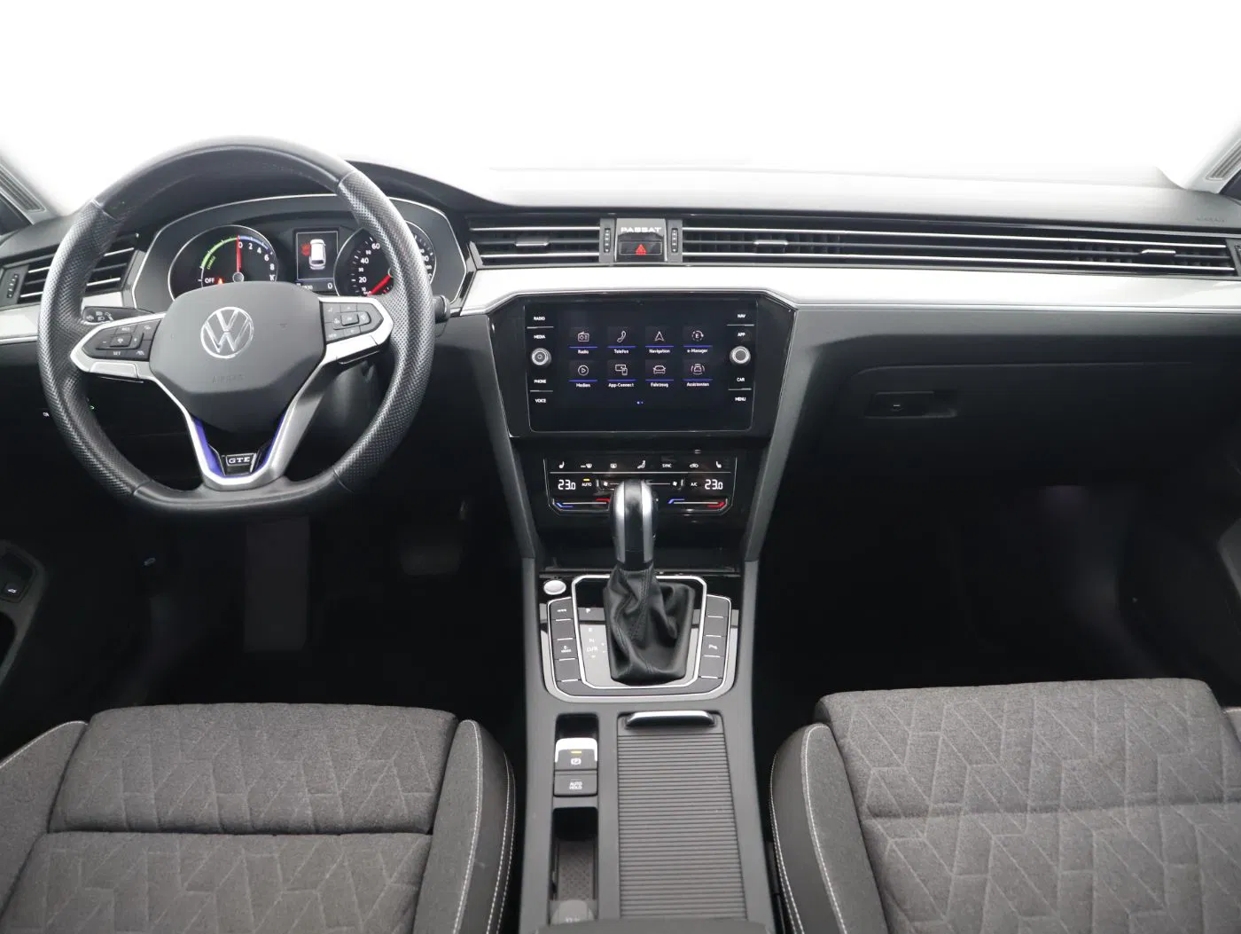 VW Passat Variant 1.4 TSI GTE DSG | Bild 13 von 24