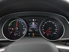 VW Passat Variant 1.4 TSI GTE DSG | Thumbnail 18 von 24
