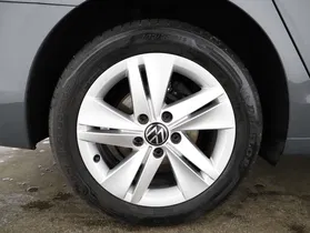 VW Golf VIII Var. 2.0 TDI Life | Thumbnail 7 von 26