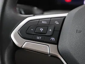 VW Golf VIII Var. 2.0 TDI Life | Thumbnail 18 von 26