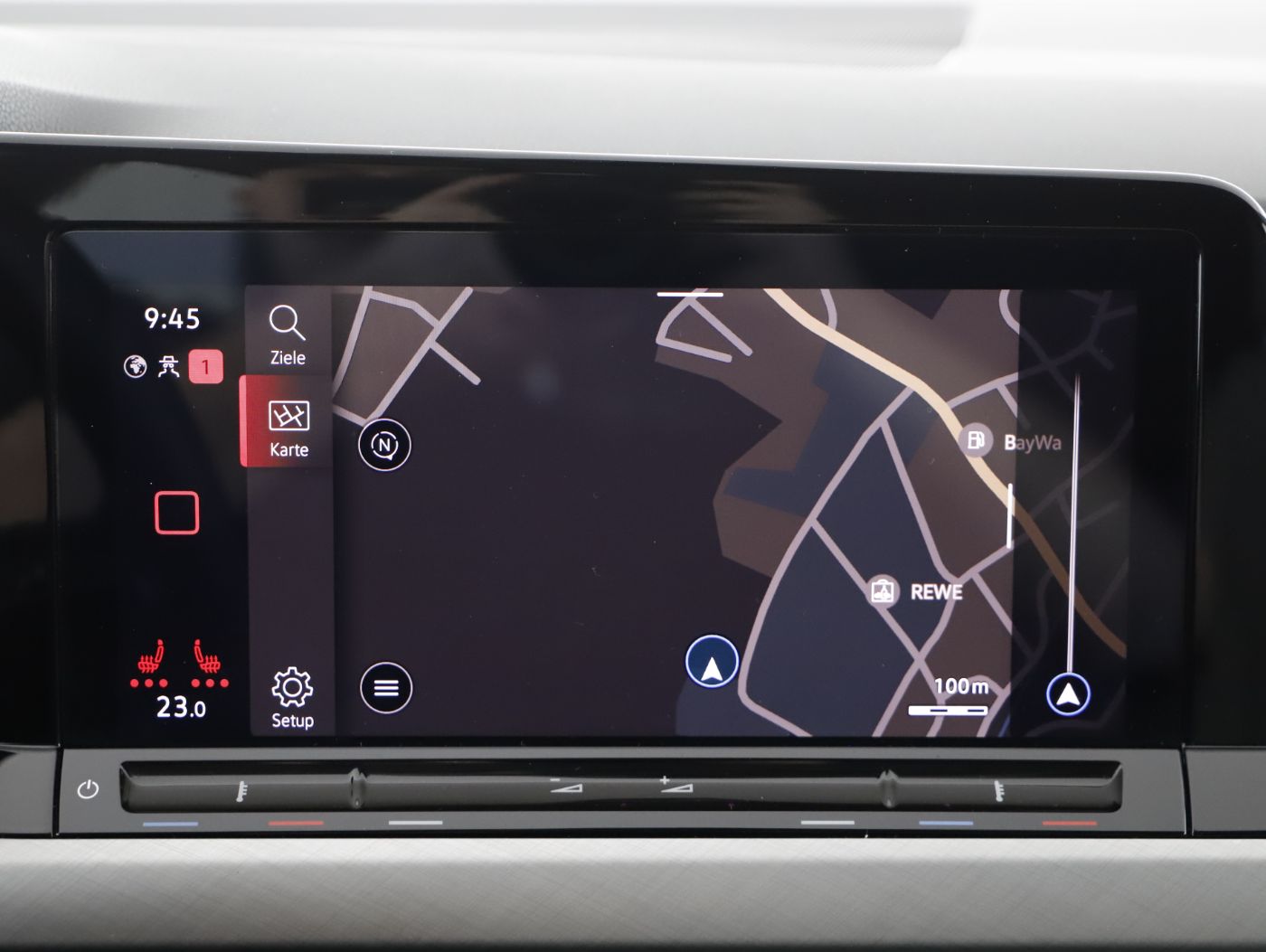 VW Golf VIII Var. 2.0 TDI Life | Bild 15 von 26