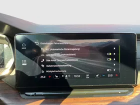 Skoda Octavia Combi 2.0 TDI Scout | Thumbnail 14 von 27