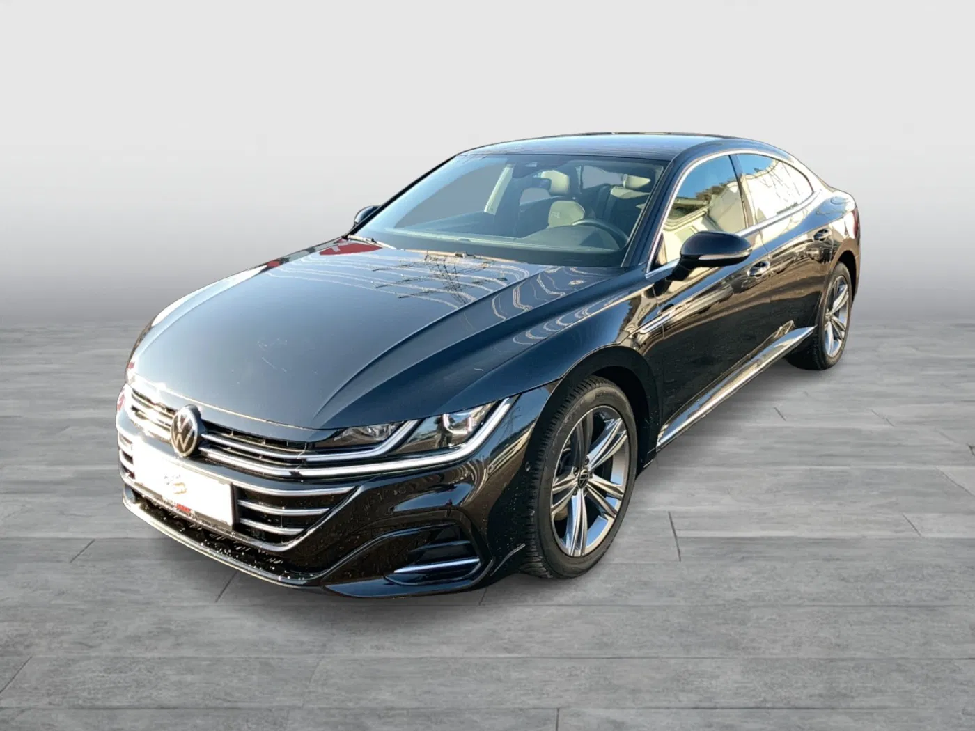 VW Arteon 2.0 TDI R-Line DSG | Bild 2 von 8