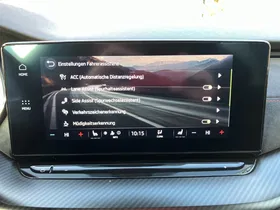 Skoda Octavia Combi 2.0 TDI RS | Thumbnail 17 von 28