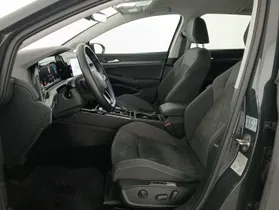 VW Golf VIII Var. 1.5 eTSI DSG | Thumbnail 11 von 25