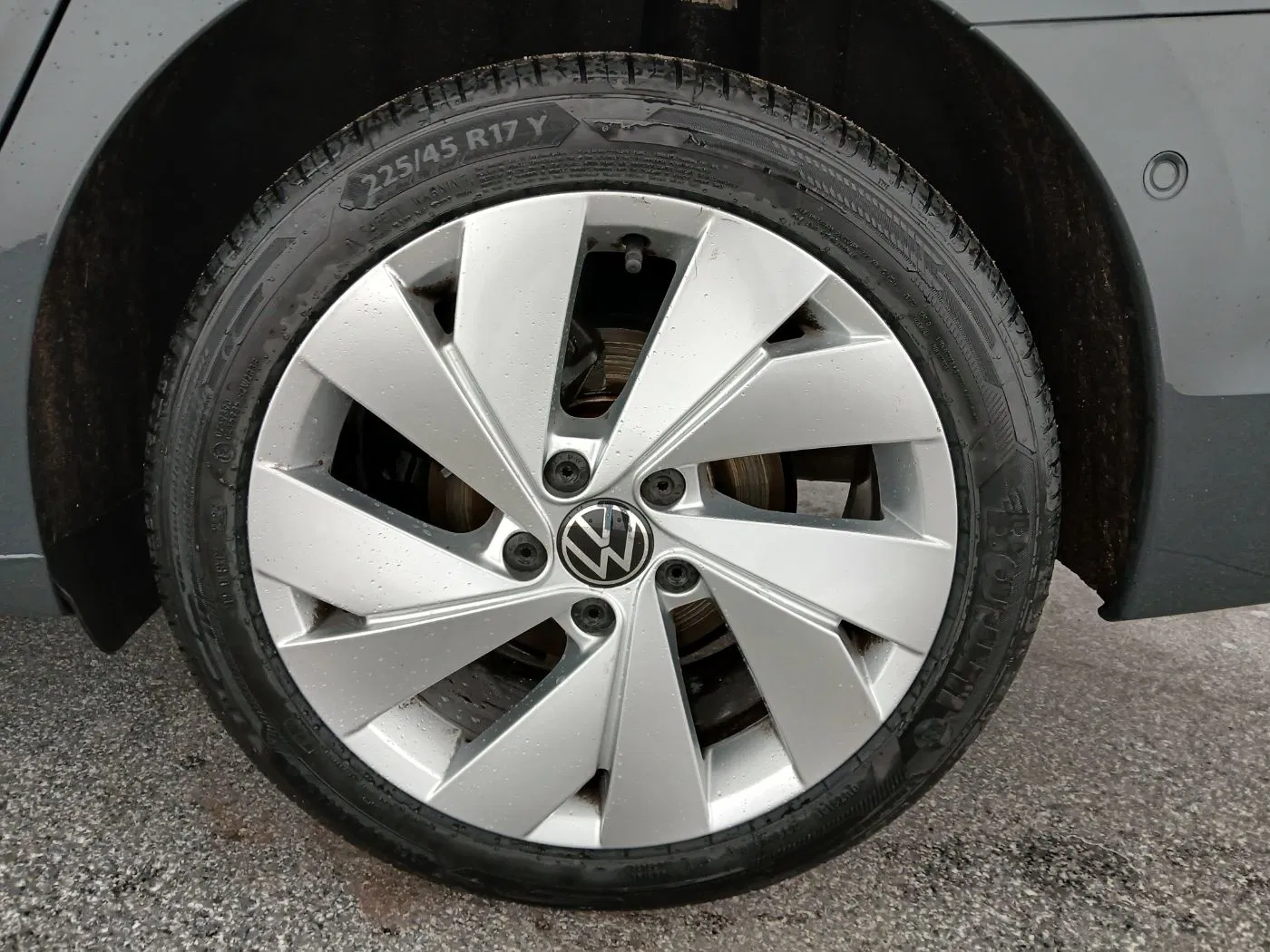VW Golf VIII Var. 1.5 eTSI DSG | Bild 7 von 25