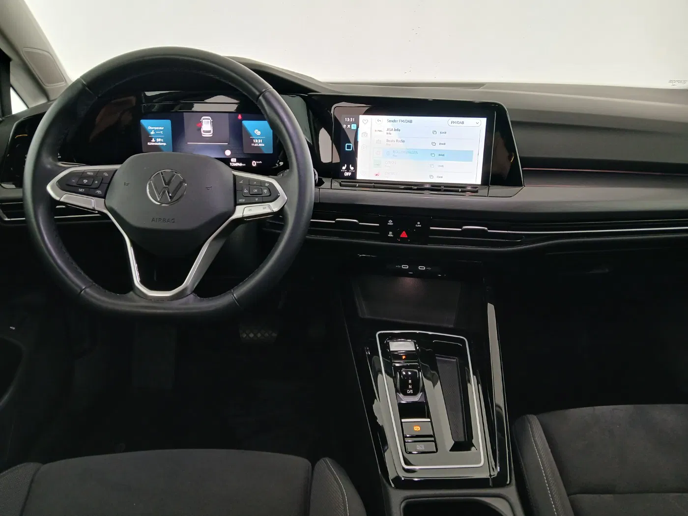 VW Golf VIII Variant 1.5 eTSI Style | Bild 15 von 28