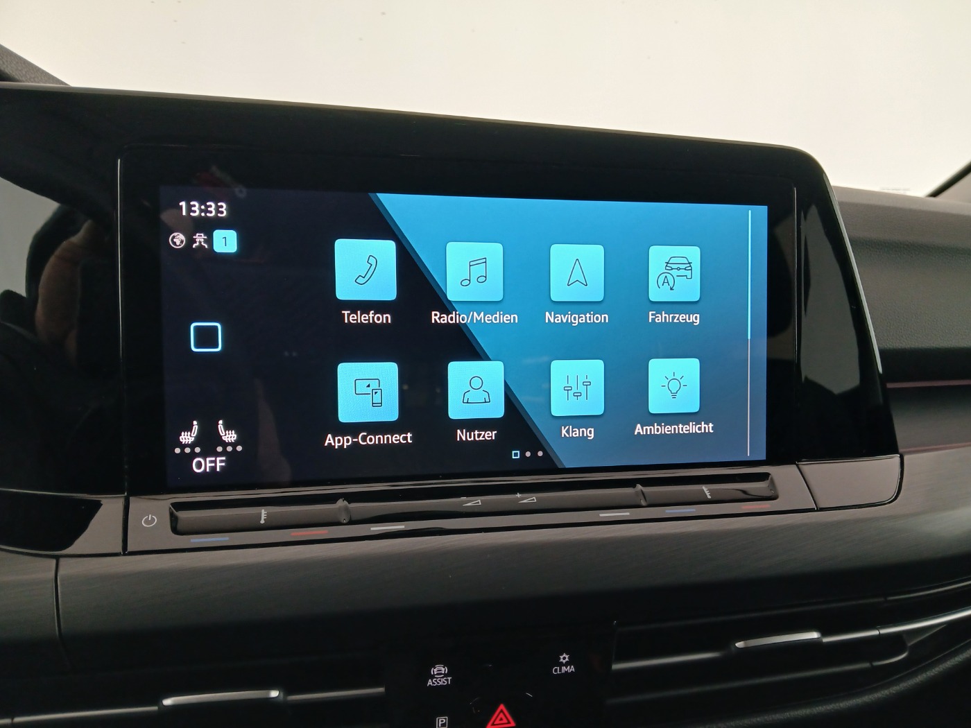 VW Golf VIII Variant 1.5 eTSI Style | Bild 19 von 28