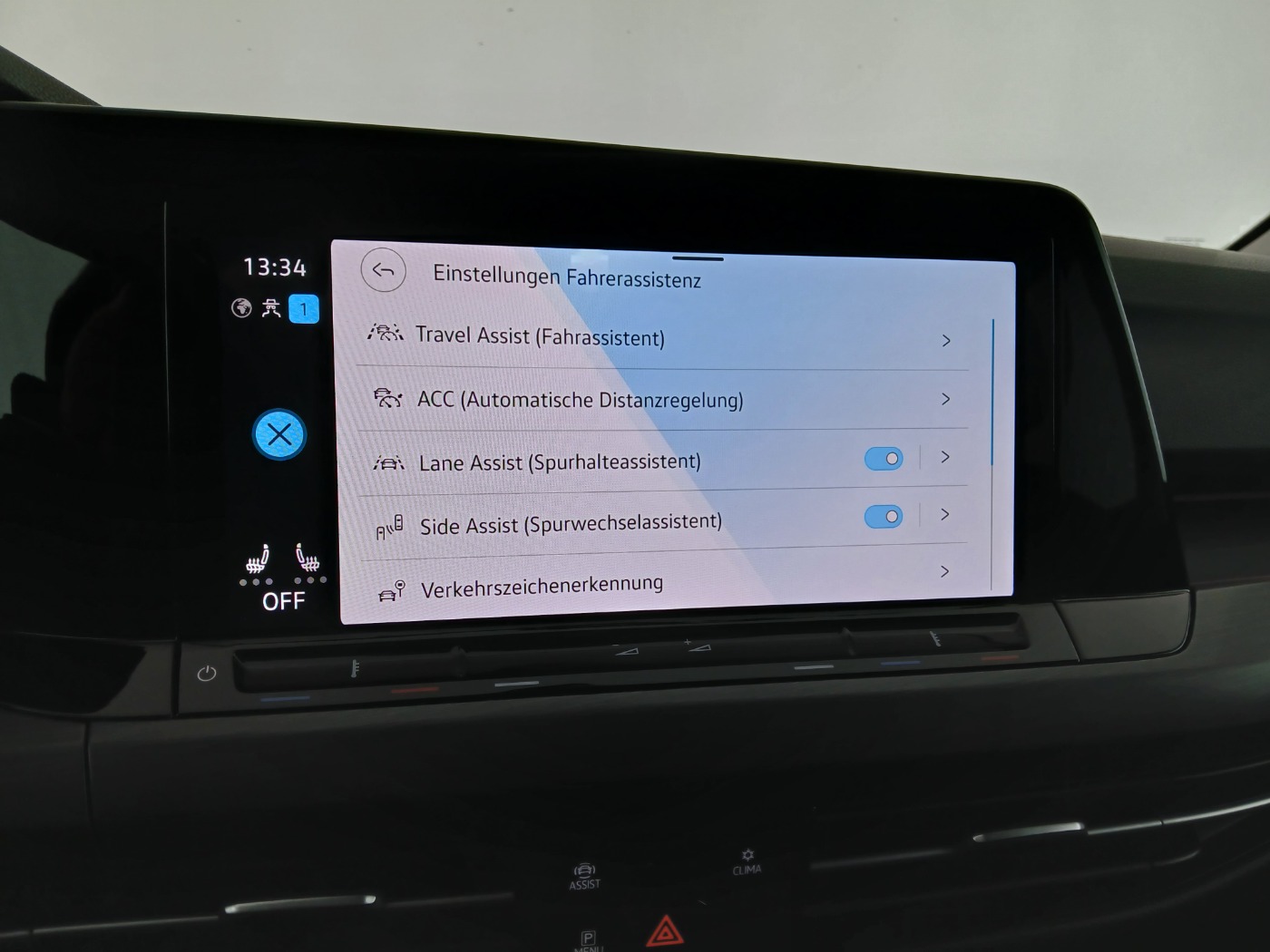 VW Golf VIII Variant 1.5 eTSI Style | Bild 22 von 28