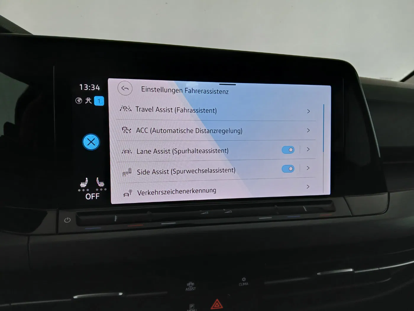 VW Golf VIII Variant 1.5 eTSI Style | Bild 22 von 28