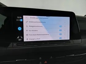 VW Golf VIII Variant 1.5 eTSI Style | Thumbnail 23 von 28