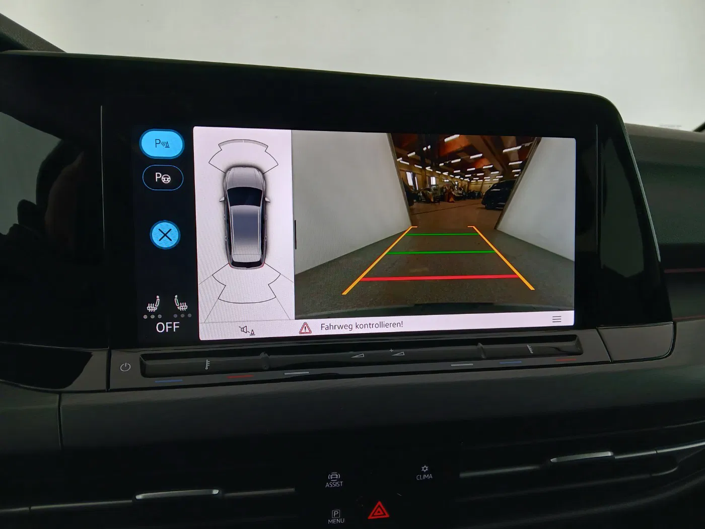 VW Golf VIII Variant 1.5 eTSI Style | Bild 24 von 28