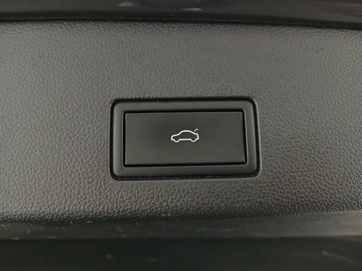 VW Golf VIII Variant 1.5 eTSI Style | Bild 28 von 28