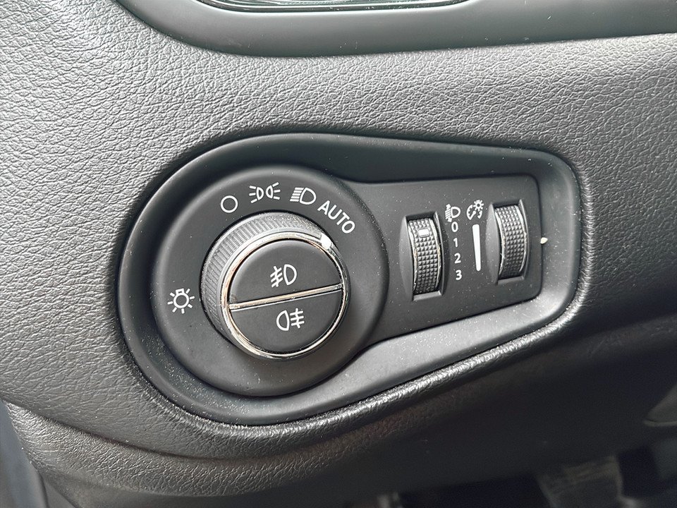 Jeep Renegade 1.6 MultiJet FWD | Bild 9 von 26